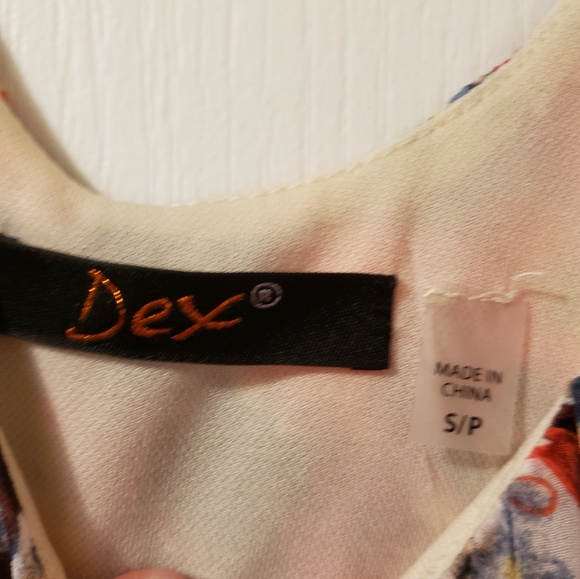 Women's Dex Floral Abstract Loose fitting dress - Picture 2 of 5